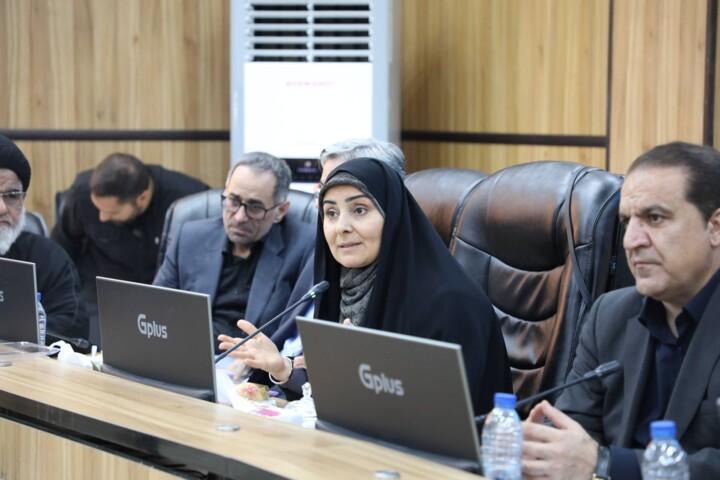تکمیل زیرساخت های جاده ای و ریلی ایلام اولویت دولت چهاردهم است