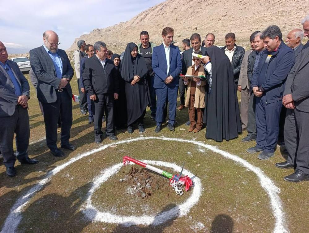 افتتاح و کلنگ زنی پروژه های شرکت توزیع نیروی برق شهرستان سیروان همزمان با دهه فجر