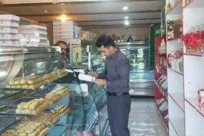 برخورد قضایی با قنادی ها و شیرینی فروشی های متخلف در کم فروشی