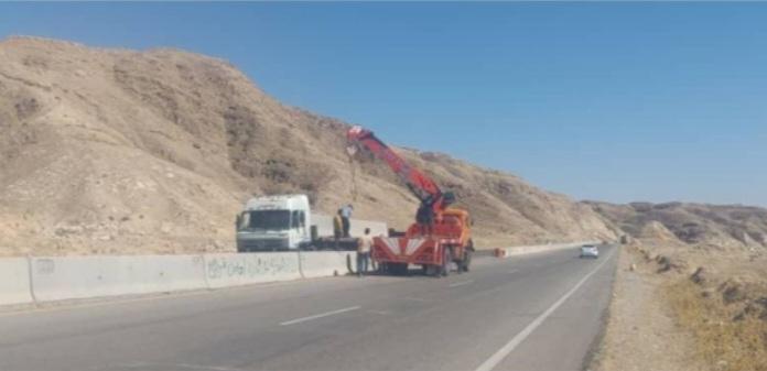 نصب ۵.۵ کیلومتر نیوجرسی در محورهای مواصلاتی ایلام برای ارتقای ایمنی تردد زائران اربعین