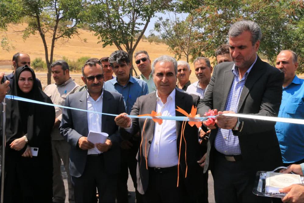 افتتاح آسفالت معابر ۶ روستای ایوان با اعتبار ۲۰۰ میلیارد ریال